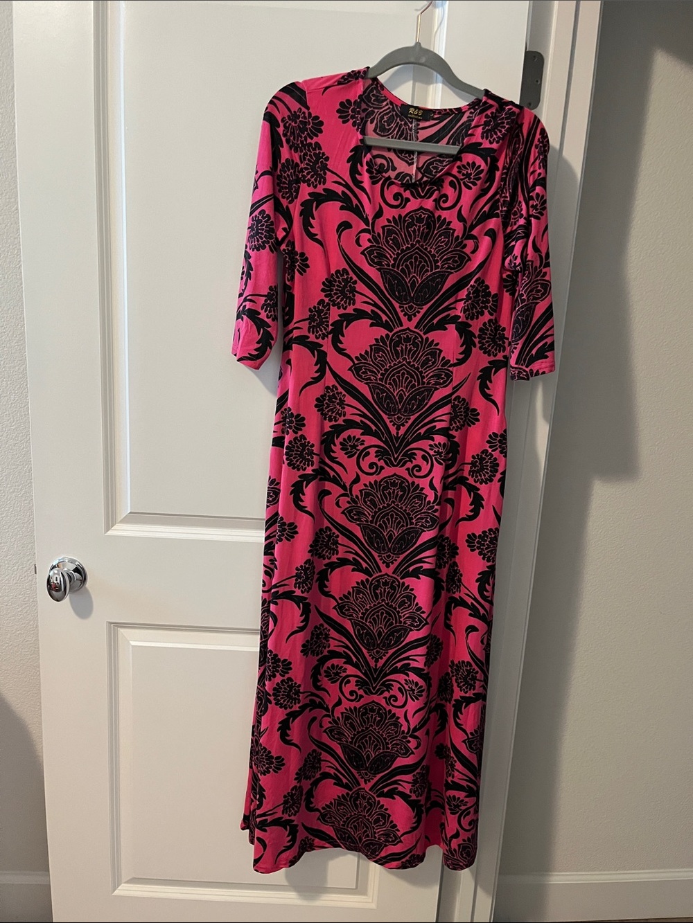Women's Fuchsia Floral-Print Maxi Dress with Scoop Neck